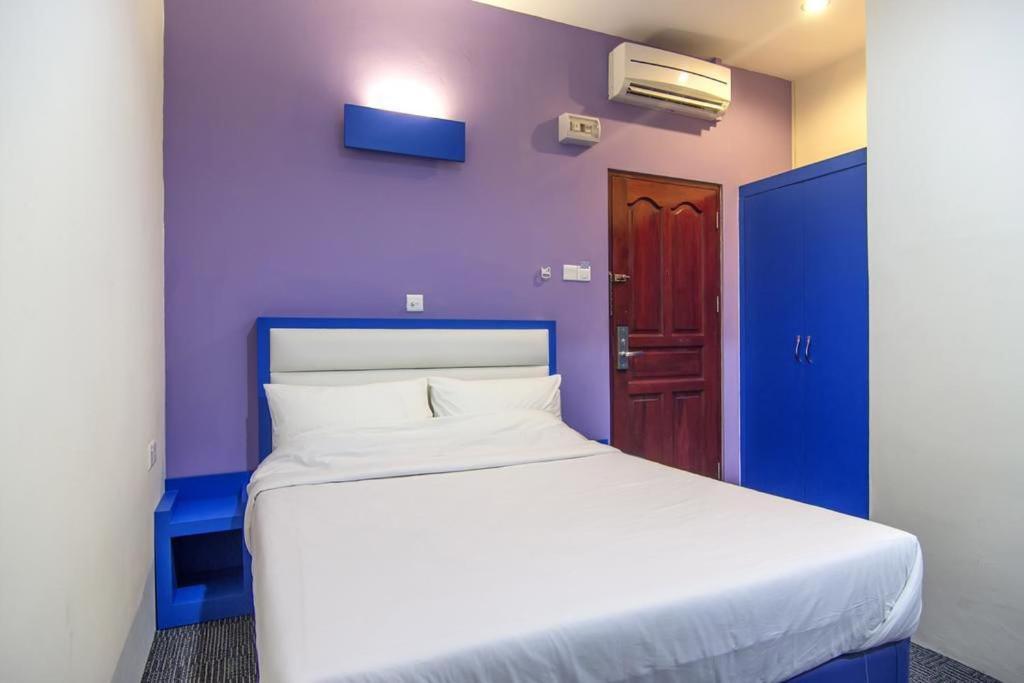 D'Merlion Hotel Pembunuh Exterior photo